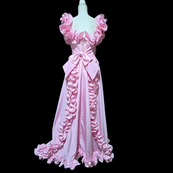 Vtg Union Made ILGWU Lt Pink Ruffled Ball Gown Sz 8 Oversized Bow on Back - Picture 2 of 8